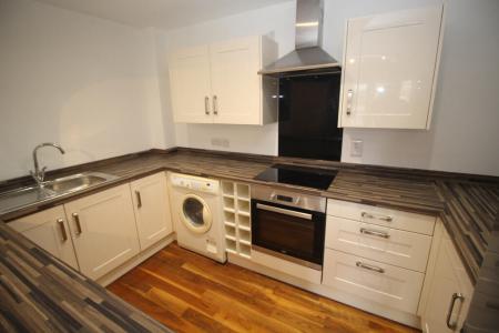 2 bedroom Flat to let in St Lawrence Quay, Salford Quays, Salford, M50