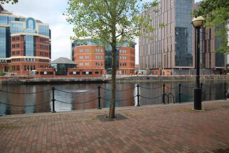 2 bedroom Flat to let in St Lawrence Quay, Salford Quays, Salford, M50