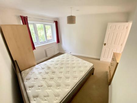 3 bedroom Flat to let in Vancouver Quay, Salford Quays, Salford, M50