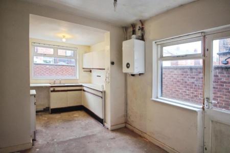 2 bedroom End of terrace house for sale in Taylors Road, Gorse Hill, Stretford, M32