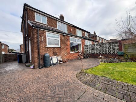 3 bedroom Semi-detached house for sale in Oakhampton Crescent, Sale, M33