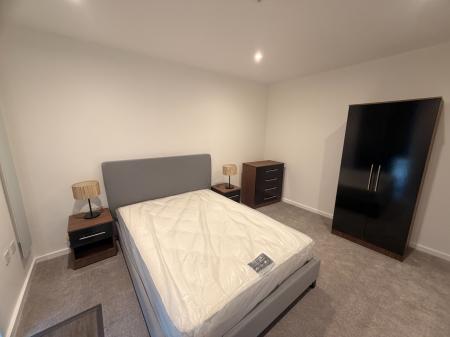 2 bedroom Flat to let in Marlstone Ave, Salford, M3