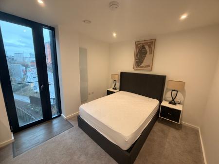 2 bedroom Flat to let in Marlstone Ave, Salford, M3