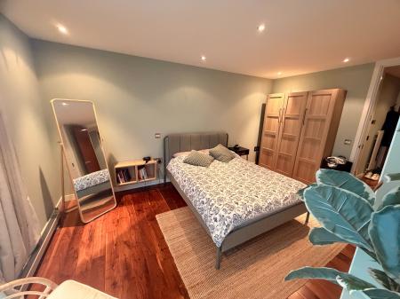 1 bedroom Studio flat to let in Clowes Street, Salford, M3