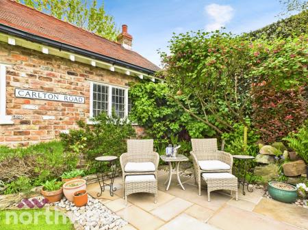 5 bedroom Detached house for sale in Carlton Road, Ainsdale, Southport, PR8