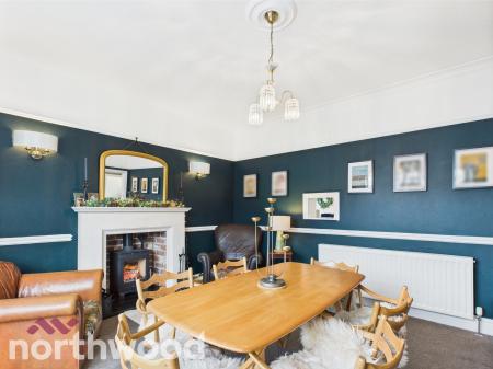 5 bedroom Detached house for sale in Carlton Road, Ainsdale, Southport, PR8