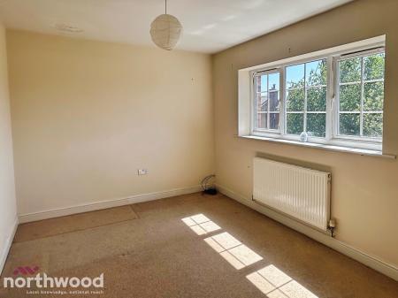 4 bedroom Semi-detached house for sale in Holmeswood Road, Rufford, Ormskirk, L40