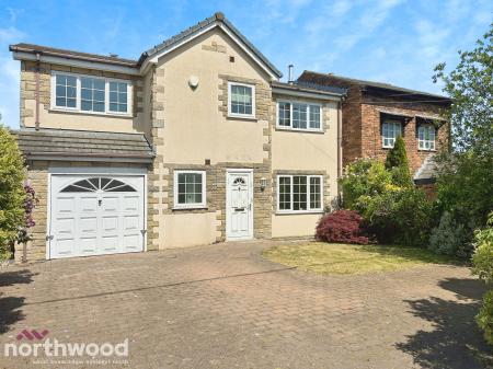 4 bedroom Semi-detached house for sale in Holmeswood Road, Rufford, Ormskirk, L40
