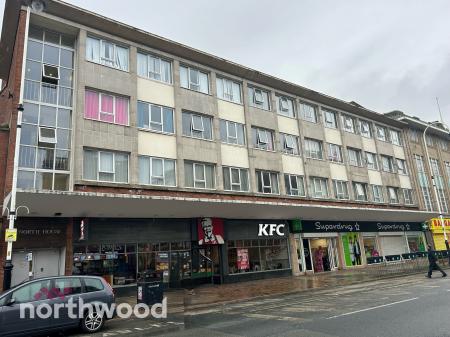 2 bedroom Flat for sale in North House, Southport, PR8