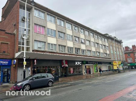 2 bedroom Flat for sale in North House, Southport, PR8