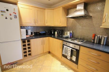 2 bedroom Flat for sale in Park Road, Hesketh Park, Southport, PR9