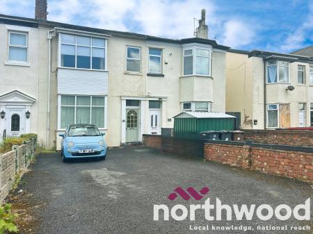 1 bedroom Flat for sale in Seabank Road, Southport, PR9