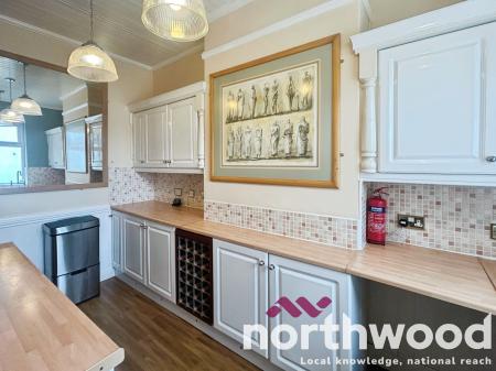 1 bedroom Flat for sale in Seabank Road, Southport, PR9