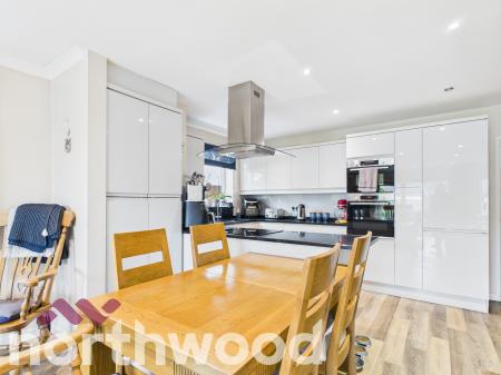 3 bedroom Semi-detached house for sale in Shaftesbury Road, Birkdale, Southport, PR8