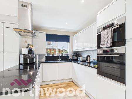 3 bedroom Semi-detached house for sale in Shaftesbury Road, Birkdale, Southport, PR8