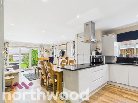 3 bedroom Semi-detached house for sale in Shaftesbury Road, Birkdale, Southport, PR8