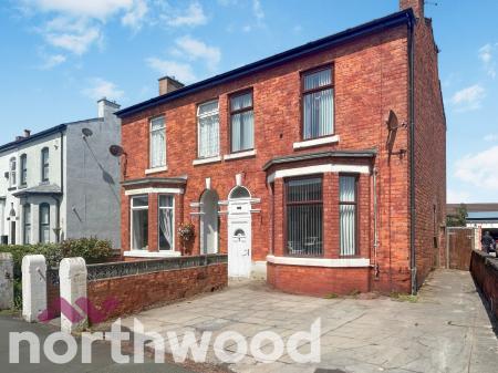 2 bedroom Semi-detached house for sale in Southbank Road, Southport, Southport, PR8