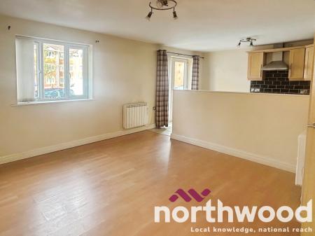 2 bedroom Flat for sale in The Quays, Burscough, L40