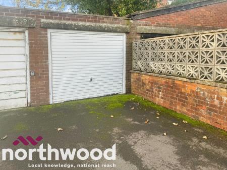 2 bedroom Flat for sale in Westcliffe Road, Birkdale, Southport, PR8