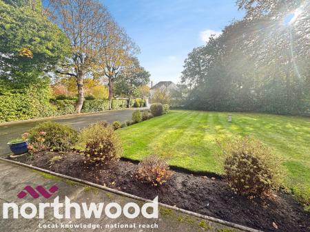 2 bedroom Flat for sale in Westcliffe Road, Birkdale, Southport, PR8