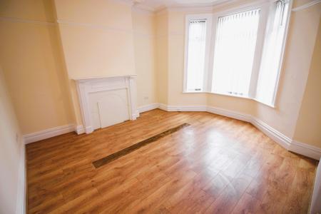 3 bedroom Semi-detached house to let in Linaker Street, Southport, PR8