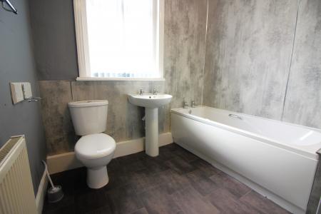 3 bedroom Semi-detached house to let in Linaker Street, Southport, PR8