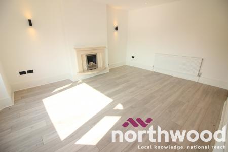 2 bedroom Flat to let in Liverpool Road, Ainsdale, Southport, PR8