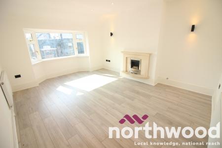 2 bedroom Flat to let in Liverpool Road, Ainsdale, Southport, PR8