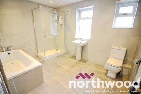 2 bedroom Flat to let in Liverpool Road, Ainsdale, Southport, PR8