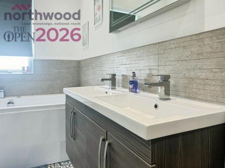 4 bedroom Detached house to let in Open Golf 2026 Boundary Close, Southport, PR8