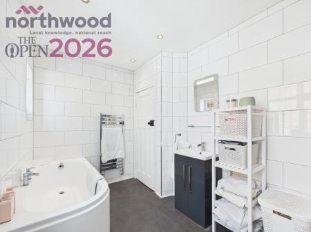 4 bedroom Semi-detached house to let in Open Golf 2026 Dunkirk Road, Birkdale, Southport, PR8