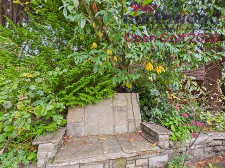 4 bedroom Detached house to let in £15,000 PW Open Golf 2026 West Lane, Freshfield, Southport, L37