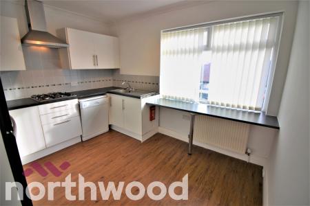 3 bedroom Maisonette for sale in Sandon Road, Hillside, Southport, PR8