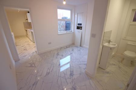 3 bedroom Semi-detached house to let in Bath Street North, Southport, PR9