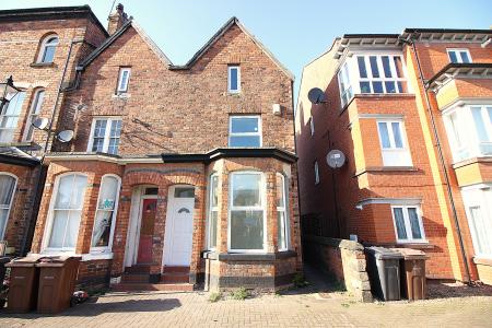 3 bedroom Semi-detached house to let in Bath Street North, Southport, PR9