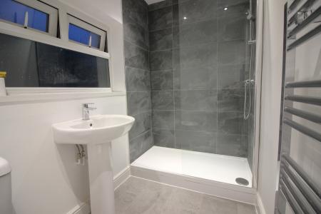 2 bedroom Flat to let in Bridge Road, Liverpool, L23