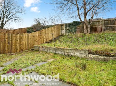 3 bedroom Terraced House to let in Hartshead, Birch Green, Skelmersdale, WN8