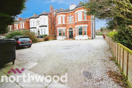 1 bedroom House share to let in Scarisbrick New Road, Southport, PR8