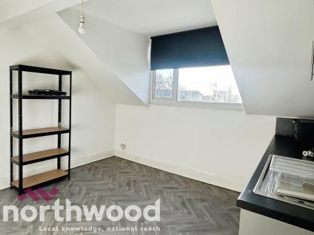 1 bedroom House share to let in Scarisbrick New Road, Southport, PR8