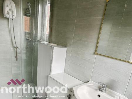 1 bedroom Flat to let in Windrows, Skelmersdale, WN8