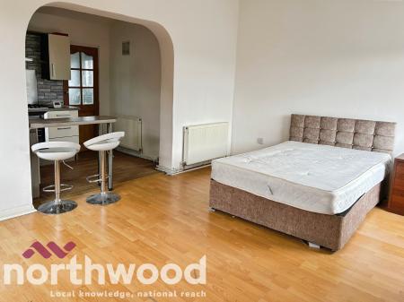 1 bedroom Flat to let in Windrows, Skelmersdale, WN8