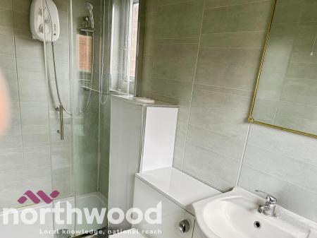 1 bedroom Flat to let in Windrows, Skelmersdale, WN8