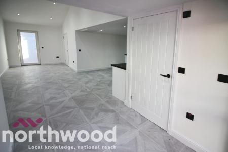 1 bedroom Detached bungalow to let in 30 Chambres Road, Southport, PR8