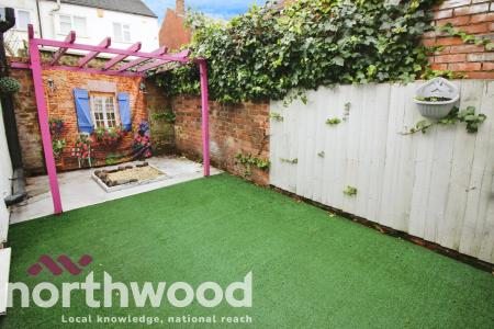 3 bedroom Semi-detached house to let in Stamford Road, Southport, PR8