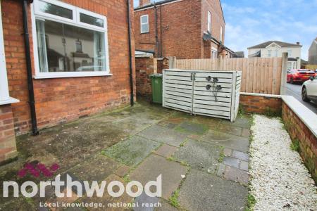 3 bedroom Semi-detached house to let in Stamford Road, Southport, PR8