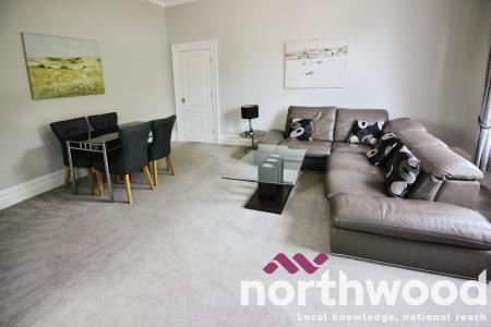 2 bedroom Flat to let in Promenade, Southport, PR9