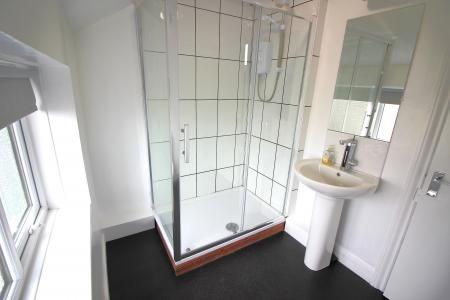 1 bedroom Flat to let in Sussex Road, Southport, PR9