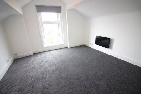 1 bedroom Flat to let in Sussex Road, Southport, PR9