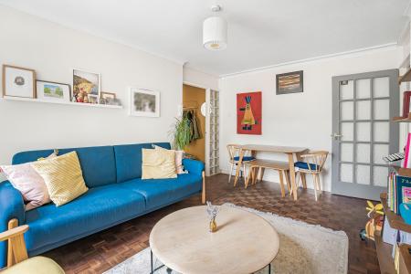 2 bedroom Flat for sale in Abbots Park, St Albans, AL1