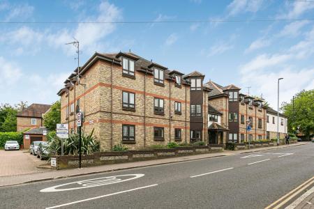 1 bedroom Retirement property for sale in Beaumonds, St Albans, AL1